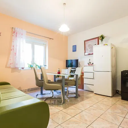 Marina 3 Bdr Apartment With Parking Zadar Exterior photo